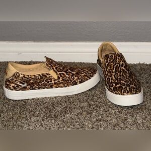 NIKE Slip-On Cheetah Sneakers